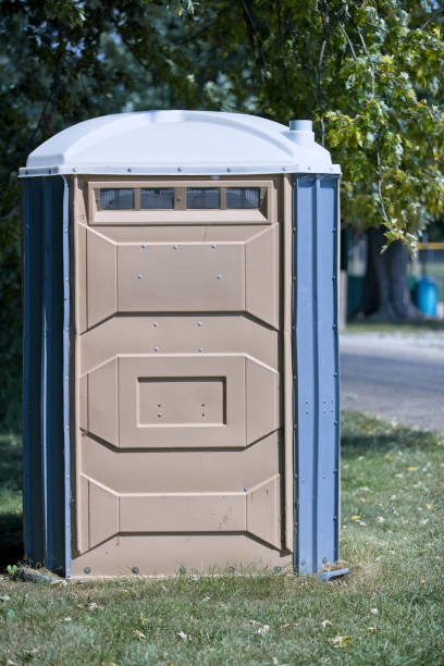 Best Portable restroom trailer rental  in Hudson Oaks, TX